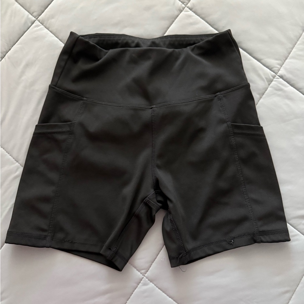 3 women’s biker shorts